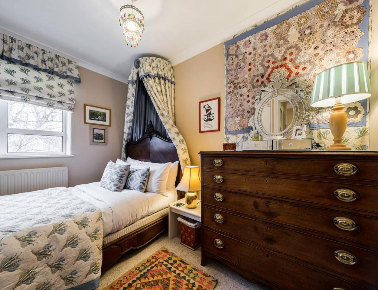 3 Bedroom Apartment On Portobello Road In Notting Hill Londra Exterior foto